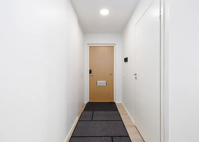 Uleabo New And Bright Downtown 3-room *